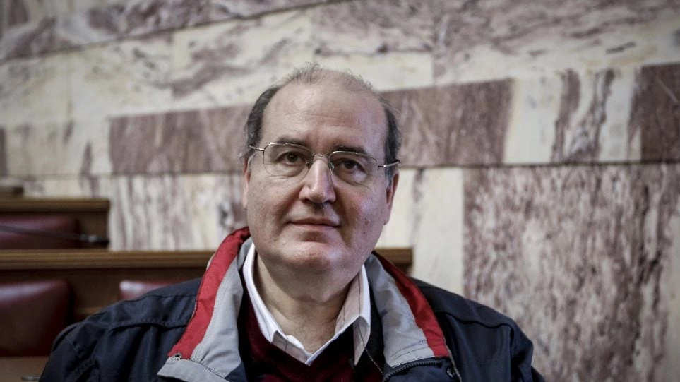 Φίλης: Ο Σημίτης έχει πολιτικές ευθύνες για τους υπερεξοπλισμούς